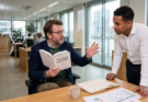 Stop met praten, begin met handelen: Waarom strategie een werkwoord is